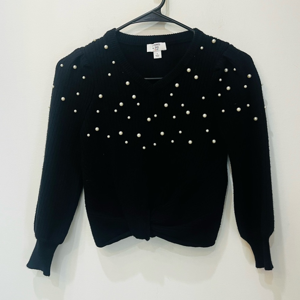 Crown & Ivy Girls Chic Black Sweater with Pearl Accents sz small
